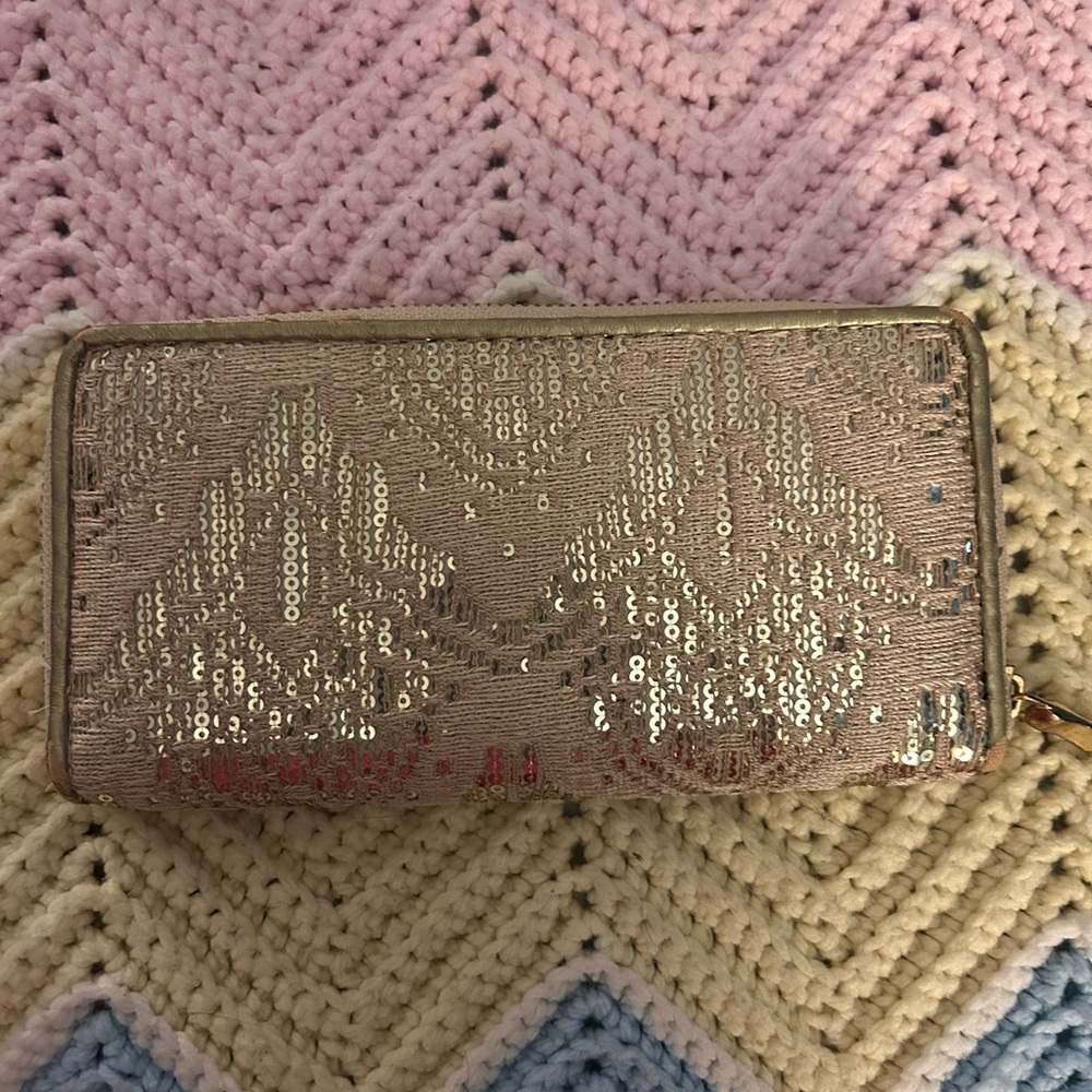 Elegant Sequin Clutch Wallet